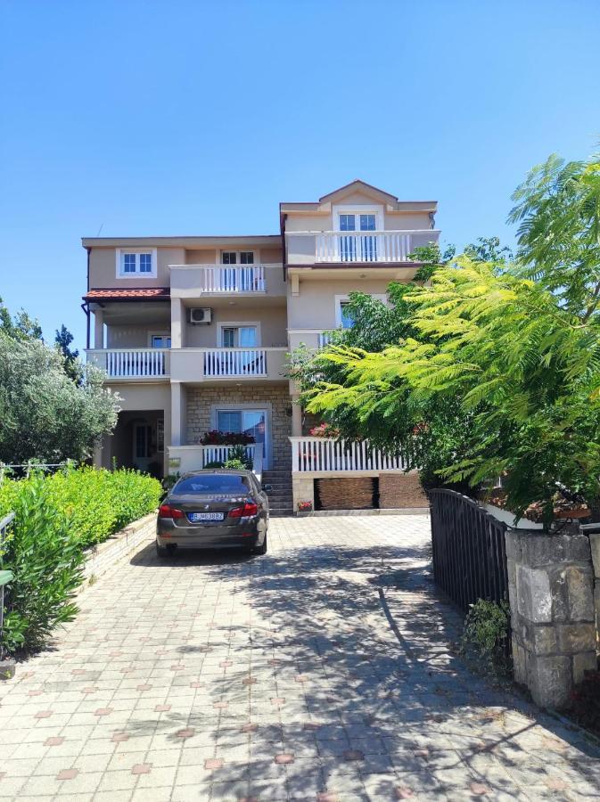 Apartments Filipovic บีโอกราดนาโมรู ภายนอก รูปภาพ